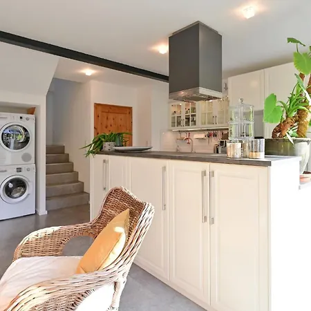 Scharfenberg 아파트 *